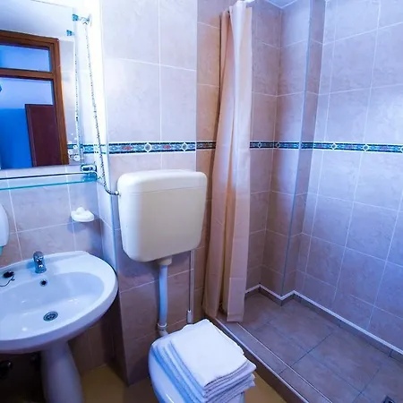 Triple Drasnice 3329n 3* Podgora (Split-Dalmatia)