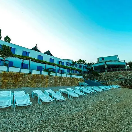Triple Drasnice 3329n 3* Podgora (Split-Dalmatia)